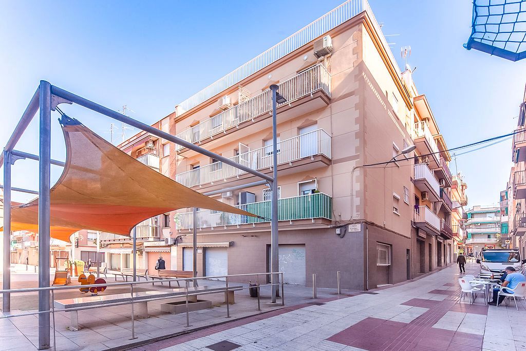 Vista exterior de Pis en venda en Sant Joan Despí