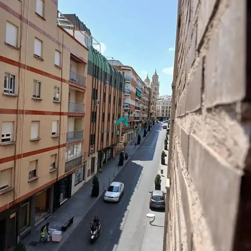 Exterior view of Flat for rent in Jaén  with Air Conditioner and Furnished