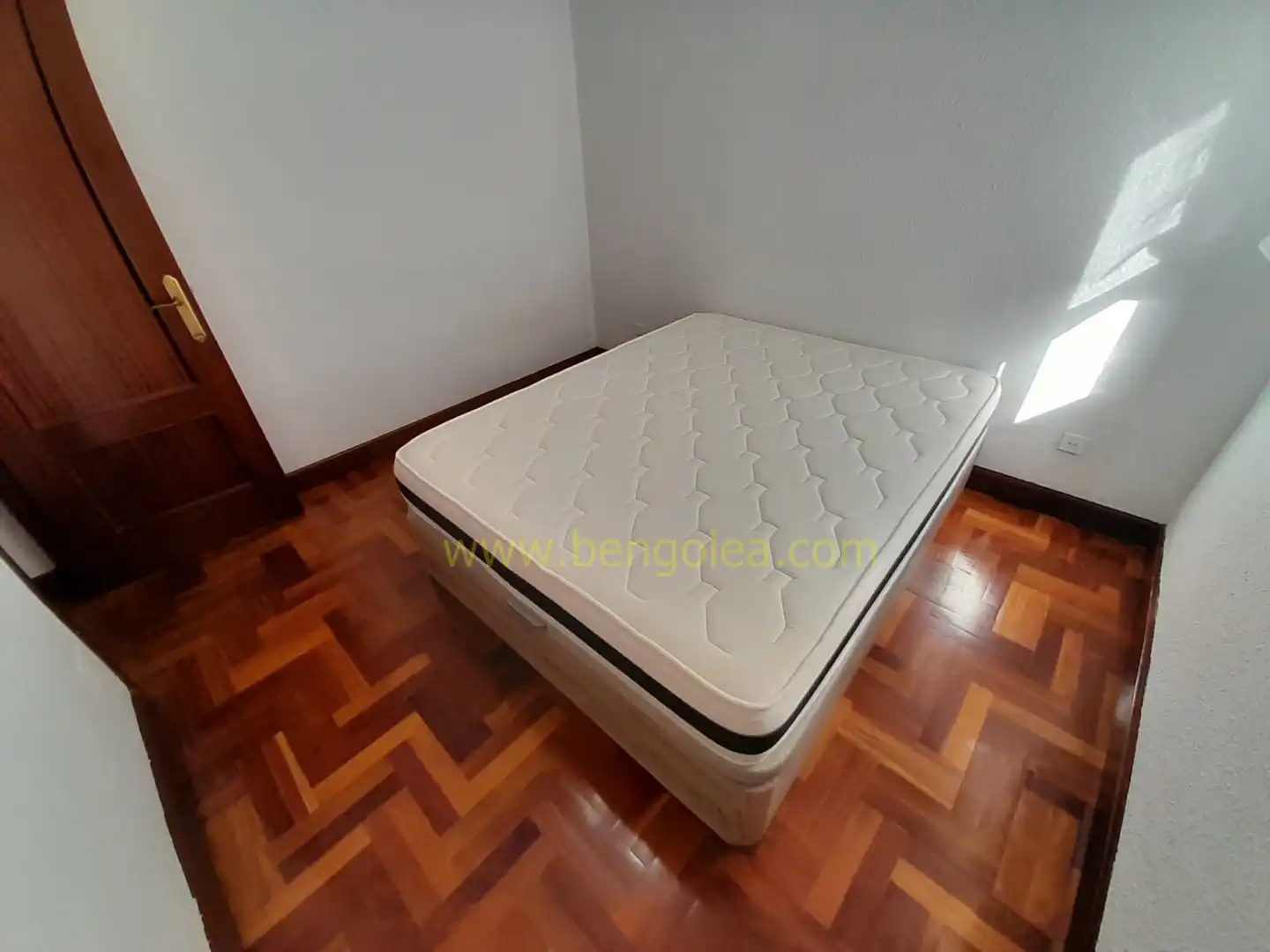Bedroom of Flat for sale in Kabiezes