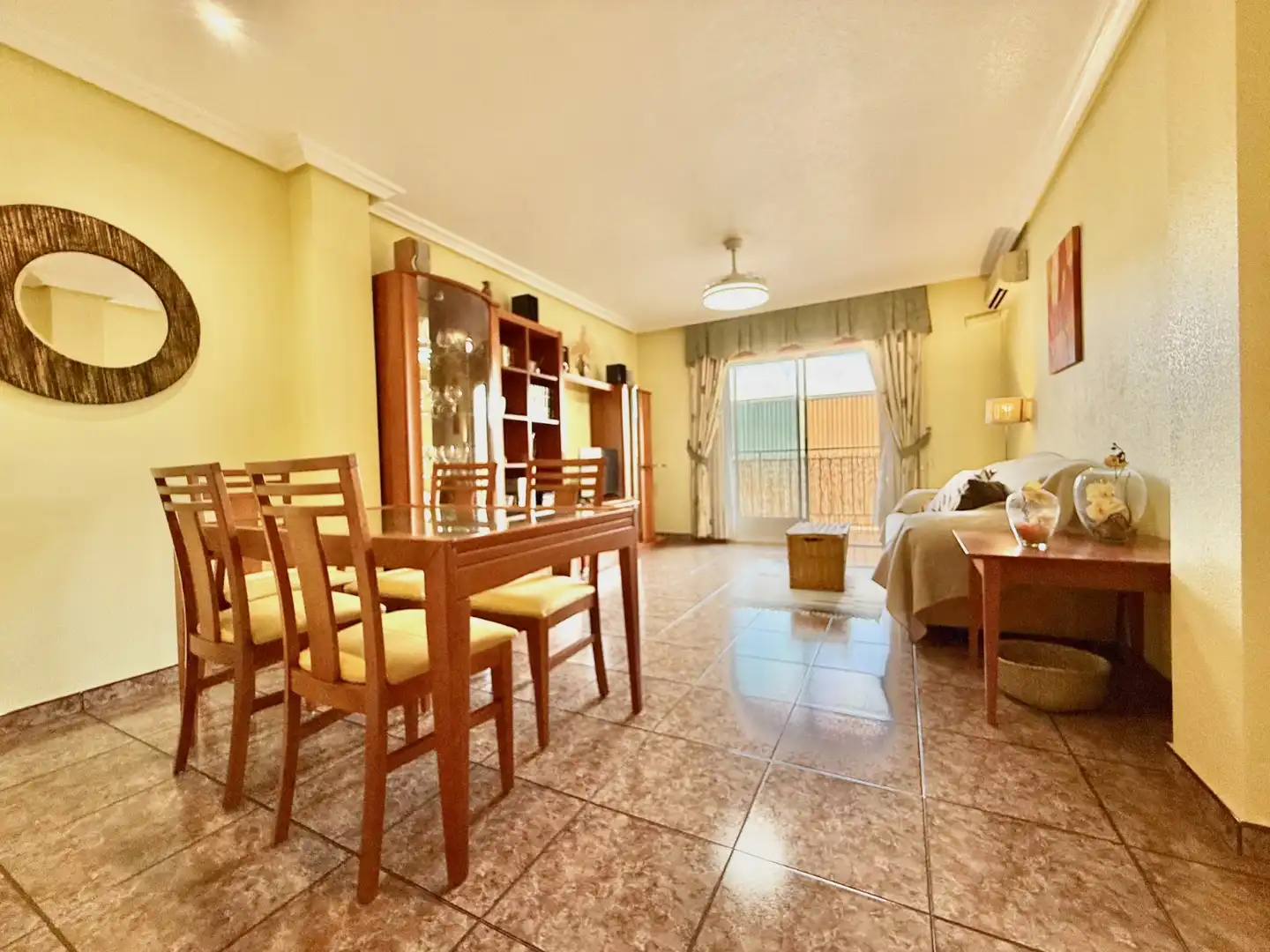 Vista exterior de Piso en venta en San Pedro del Pinatar con Aire acondicionado, Calefacción y Terraza