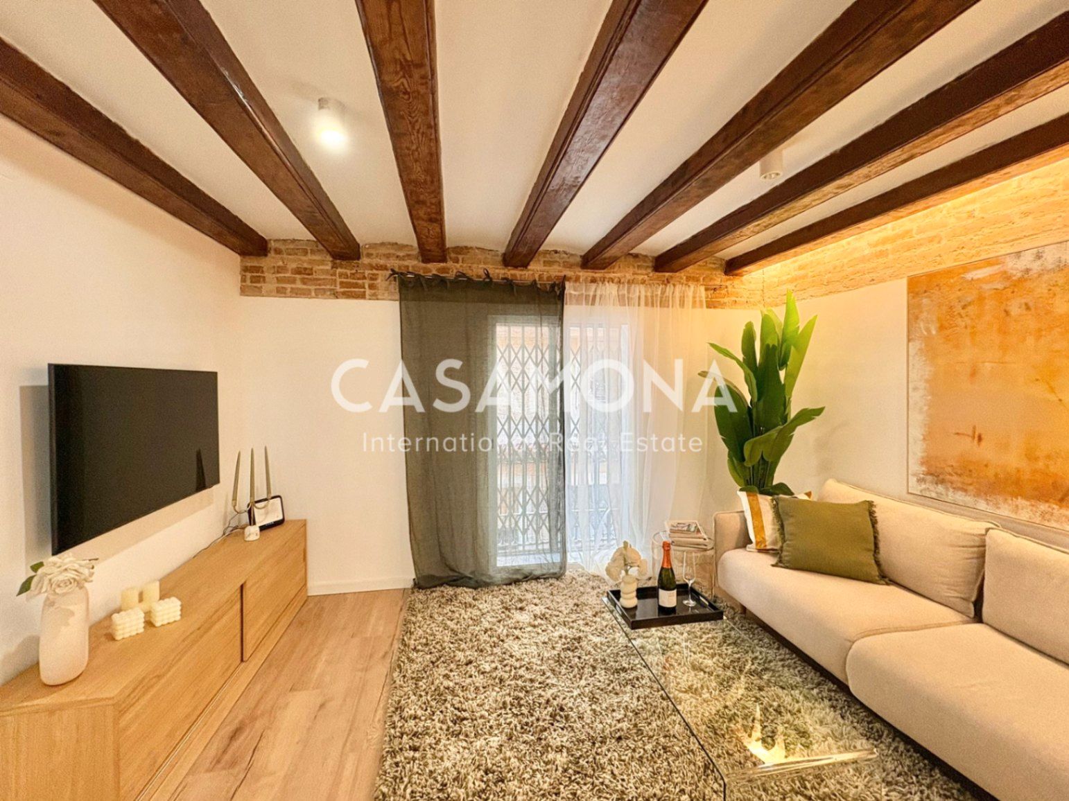 Apartment to rent in  Barcelona Capital  with Air Conditioner, Heating and Furnished