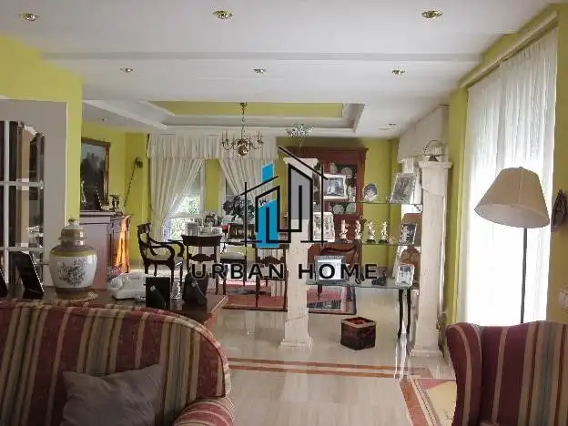 Sala de estar de Casa o chalet en venta en Valdefresno con Calefacción, Jardín privado y Terraza