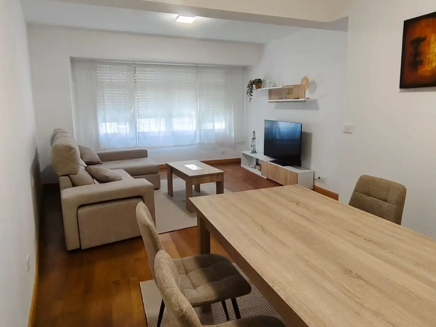 Sala d'estar de Pis de lloguer en Carballo amb Moblat, Forn i Rentadora