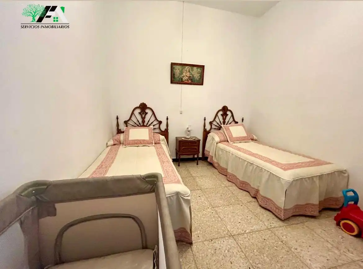 Dormitori de Casa o xalet en venda en Begíjar