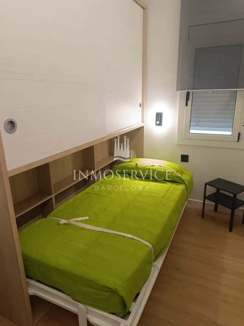 Dormitori de Pis de lloguer en Barcelona amb Aire condicionat, Calefacció i Parquet