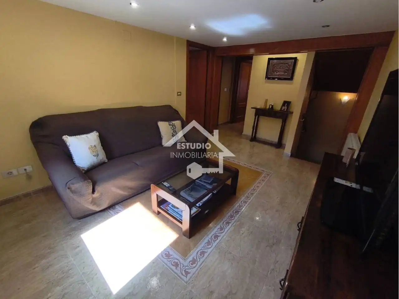 Living room of Houses for sale in Alesanco  with Heating, Private garden and Furnished