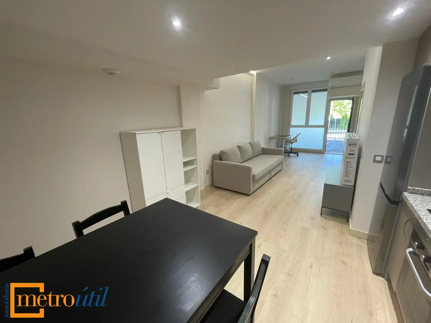 Flat for rent in Calle Santiago Diego Madrazo, Pizarrales