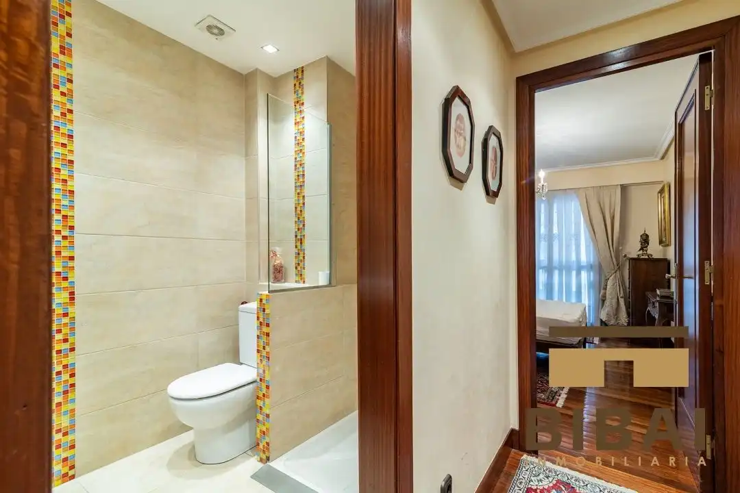 Bathroom of Flat for sale in Arrasate / Mondragón  with Heating, Terrace and Balcony