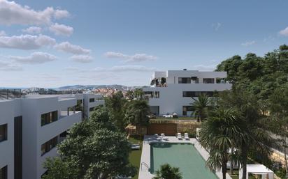 Vista exterior de Apartament en venda en Estepona amb Piscina comunitària