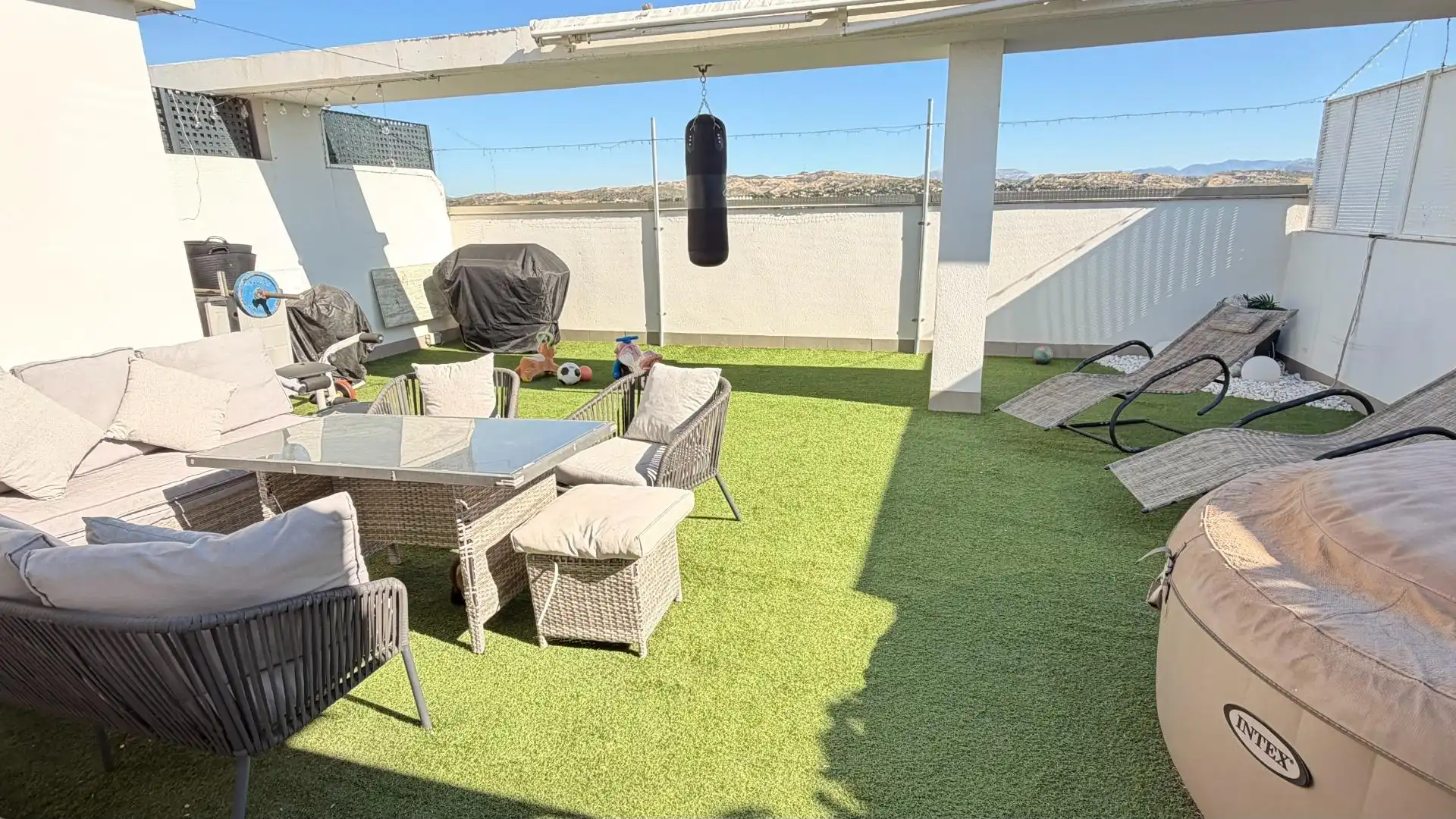 Terrasse von Dachboden zum Verkauf in Elche / Elx mit Heizung, Terrasse und Abstellraum