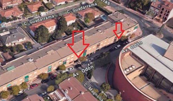 Local comercial en Venta en Avenida Odón, 2 en Centro