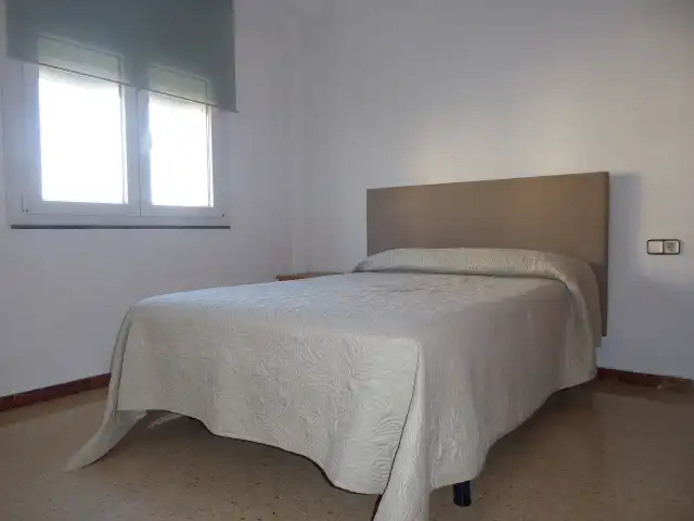 Habitación de Piso de alquiler en Málaga con Aire acondicionado, Terraza y Amueblado