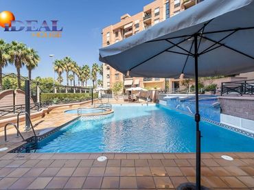 Rez-de-chaussée avec piscine à vendre à Calle PDTA RAFAEL GAGO PALOMO 9