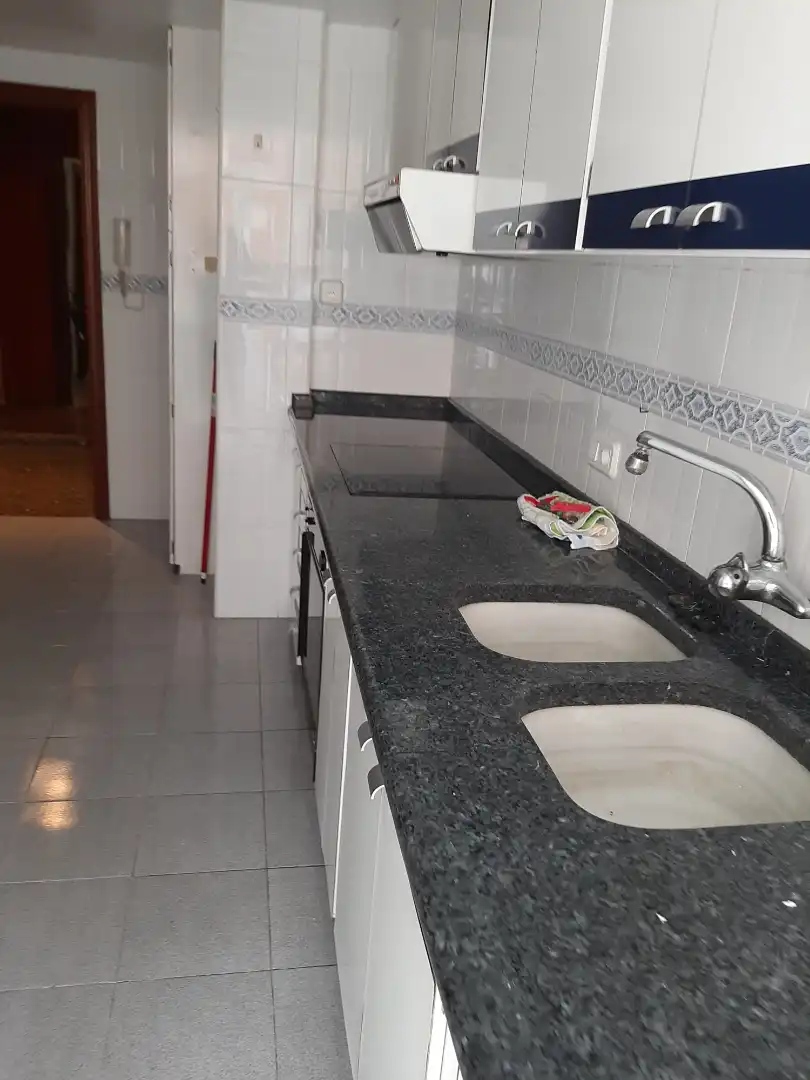 Kitchen of Flat for sale in Valencia  with Air Conditioner, Parquet flooring and Furnished