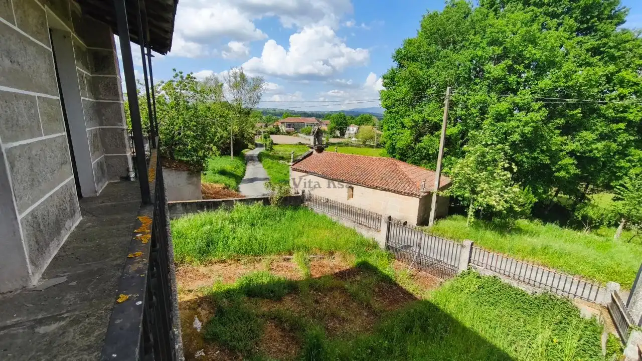 Vista exterior de Finca rústica en venda en Baños de Molgas amb Jardí privat i Balcó