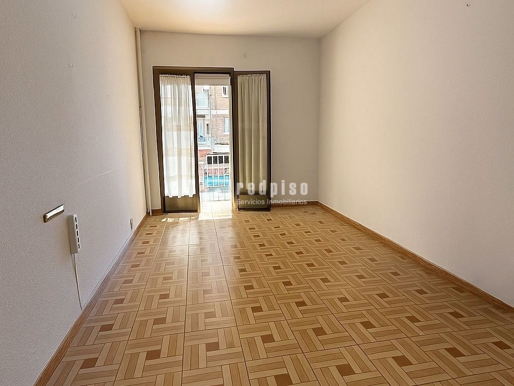 Bedroom of Flat for sale in  Madrid Capital  with Heating and Terrace