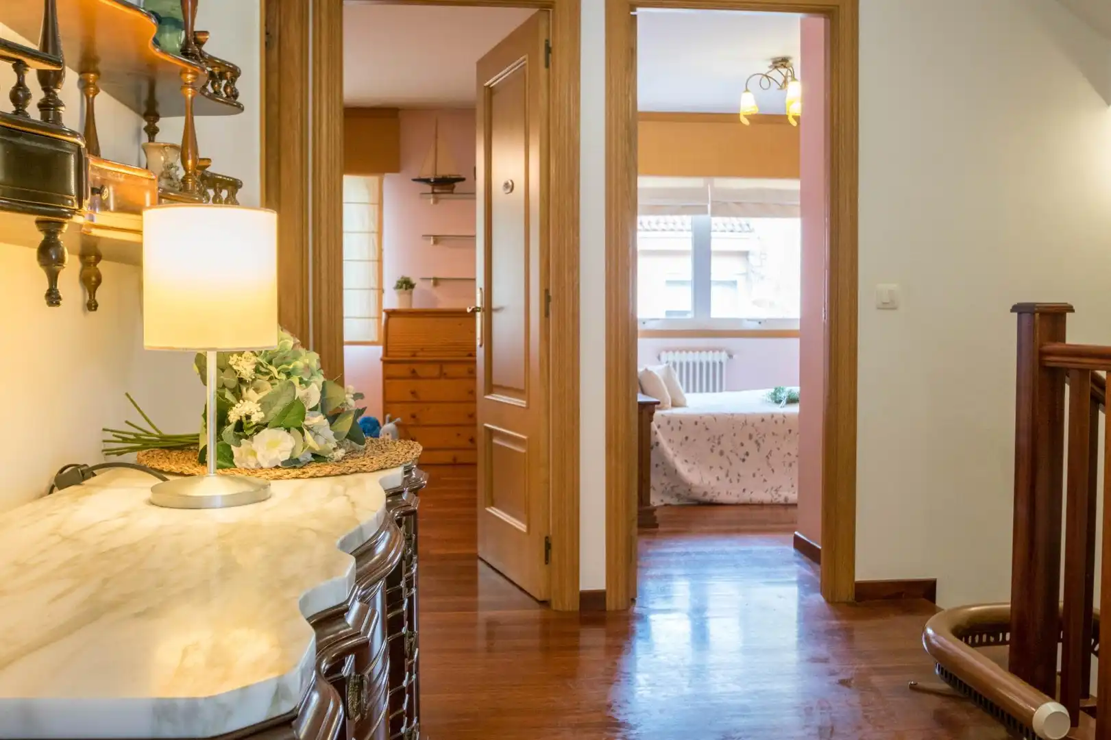 Casa adosada en venta en Oleiros con Calefacción, Jardín privado y Parquet