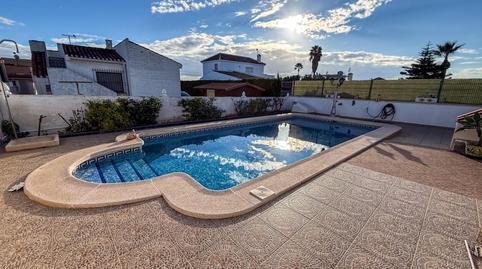 Foto 2 de Casa adosada en venda a  Salvador Dali, Zona Carrefour - Urbanizaciones, Torrevieja