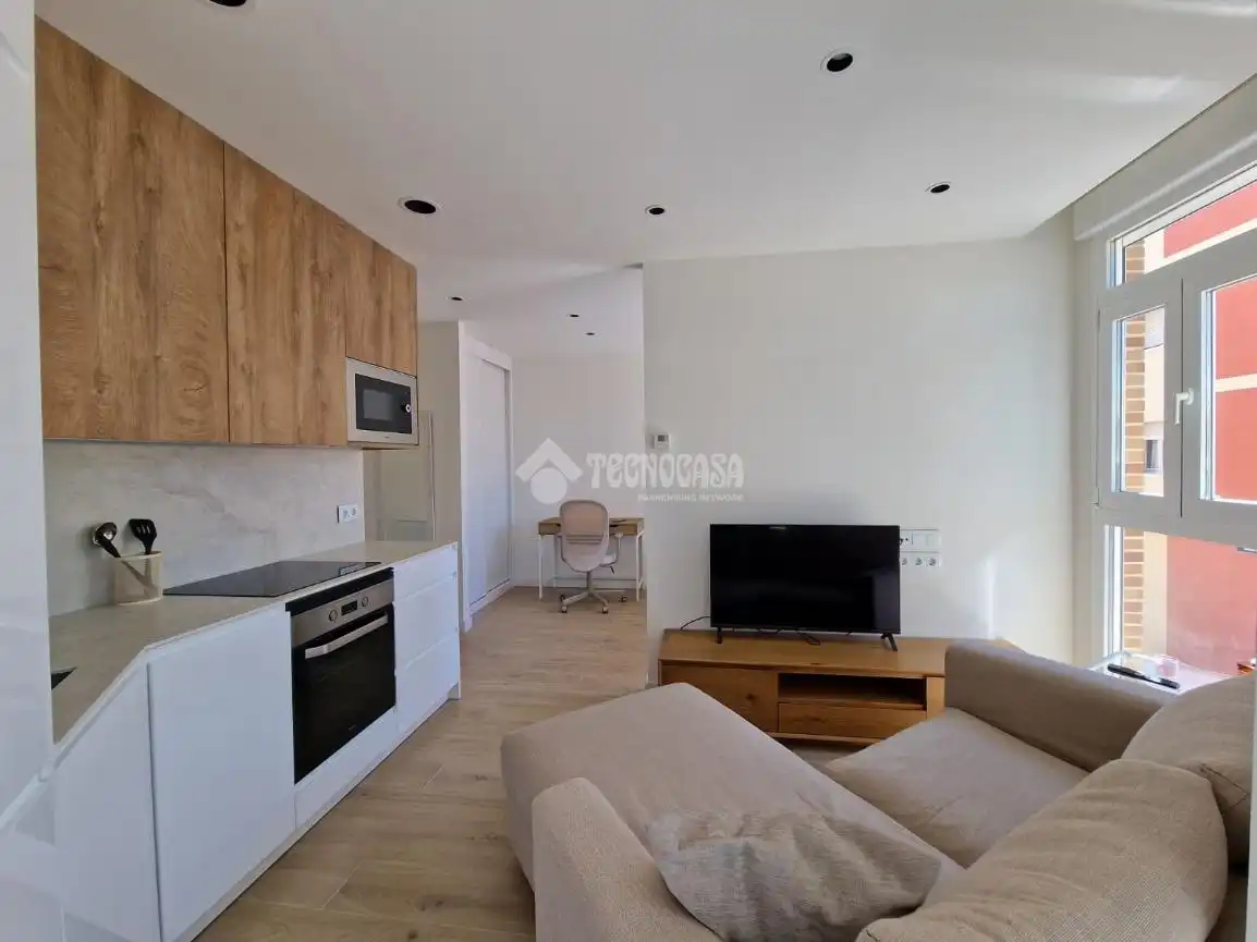 Sala de estar de Estudio en venta en Madrid con Aire acondicionado, Calefacción y Trastero