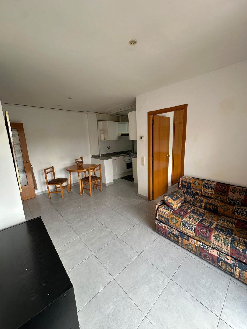 Sala de estar de Piso en venta en Terrassa con Calefacción, Horno y Lavadora
