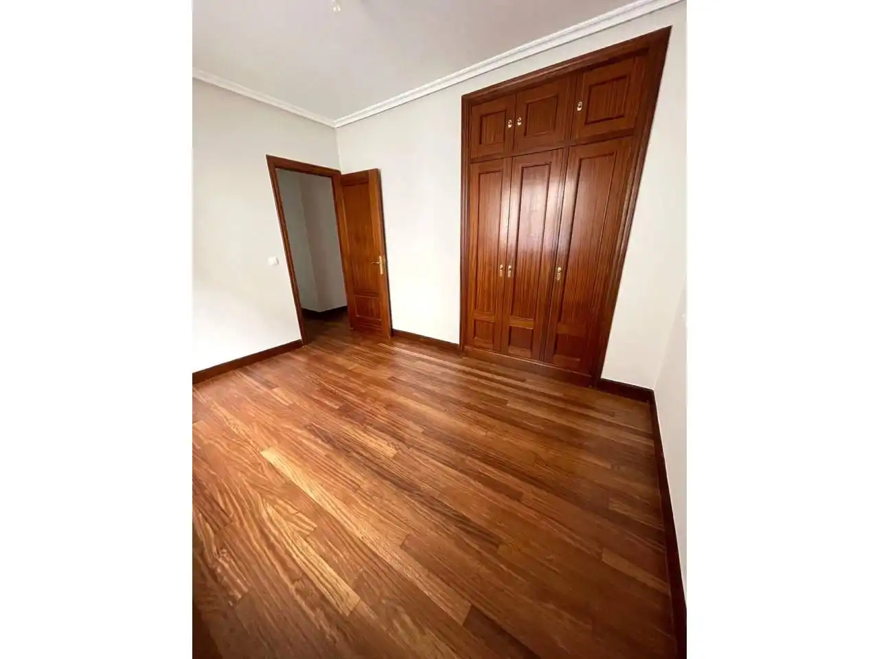 Schlafzimmer von Wohnung zum Verkauf in Leioa mit Heizung und Terrasse