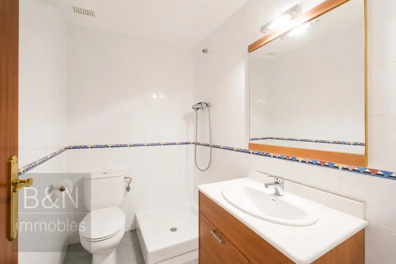Baño de Piso en venta en Terrassa con Aire acondicionado, Calefacción y Balcón