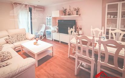 Living room of Flat for sale in  Córdoba Capital  with Air Conditioner, Heating and Storage room