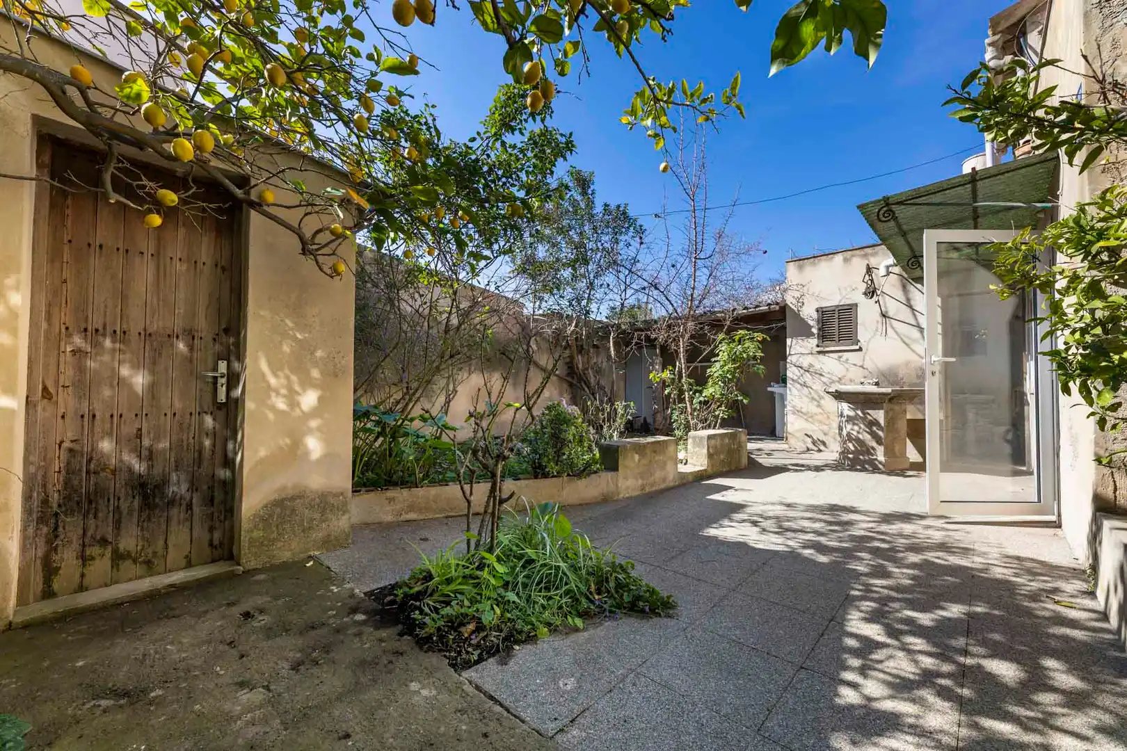 Jardín de Casa adosada en venta en Santa María del Camí con Jardín privado, Trastero y Amueblado