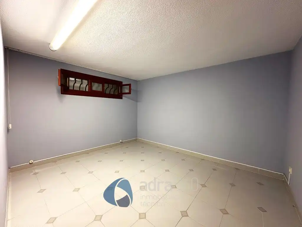 Houses for sale in Lardero  with Air Conditioner, Heating and Private garden