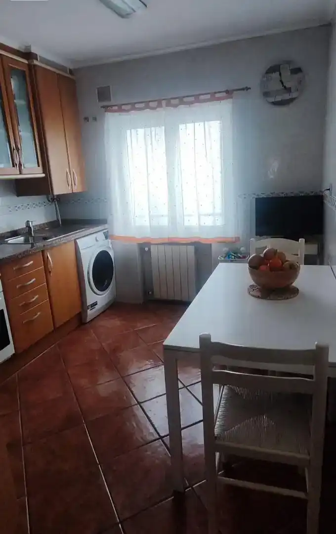 Küche von Wohnung zum Verkauf in Gijón 