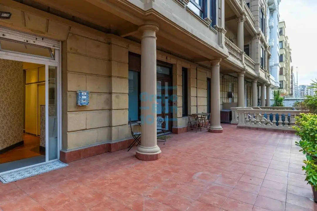 Vista exterior de Piso en venta en Donostia - San Sebastián  con Calefacción y Terraza