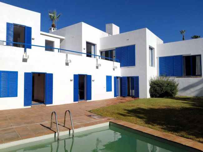 Exterior view of House or chalet to rent in Sotogrande  with Private garden, Terrace and Storage room