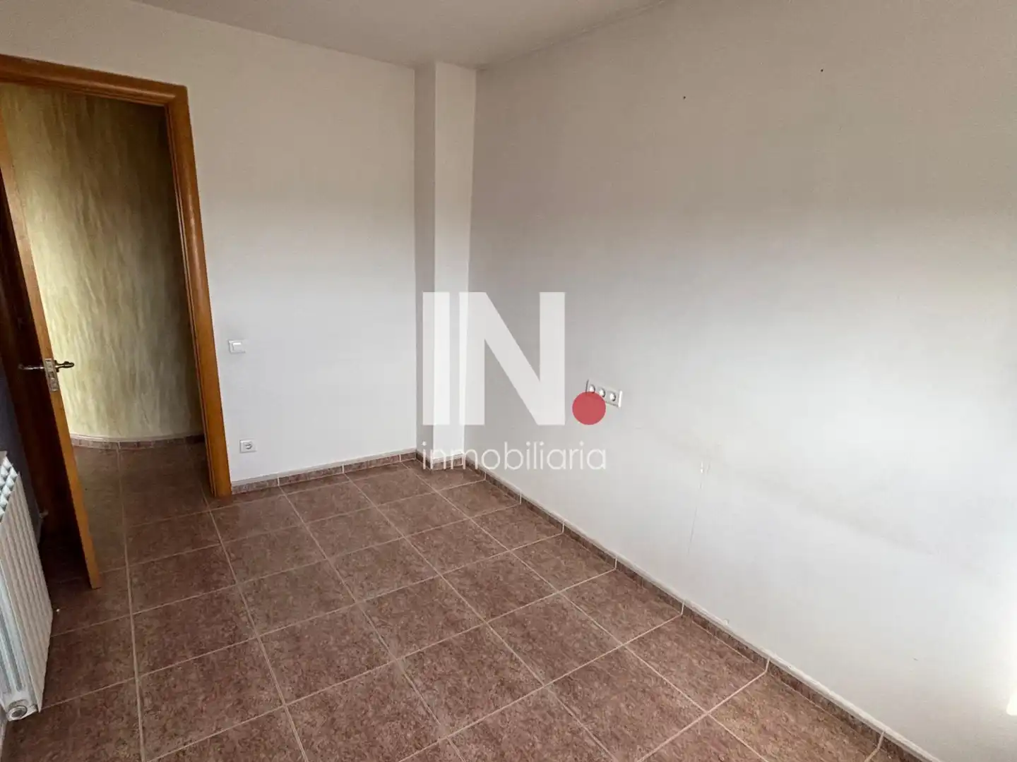 Aparcament de Casa adosada en venda en Linyola