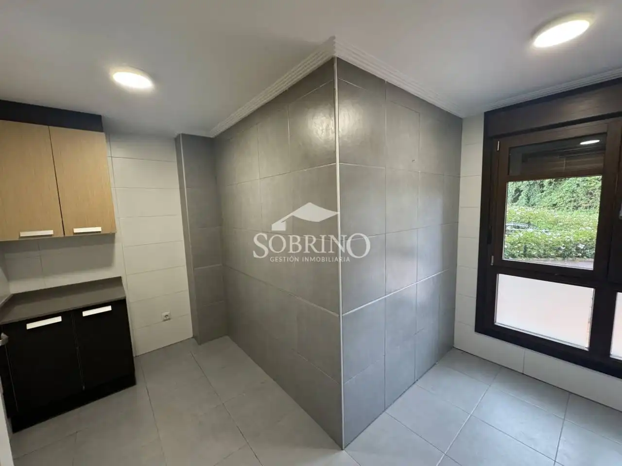 Bathroom of Flat for sale in Llanes  with Heating and Terrace