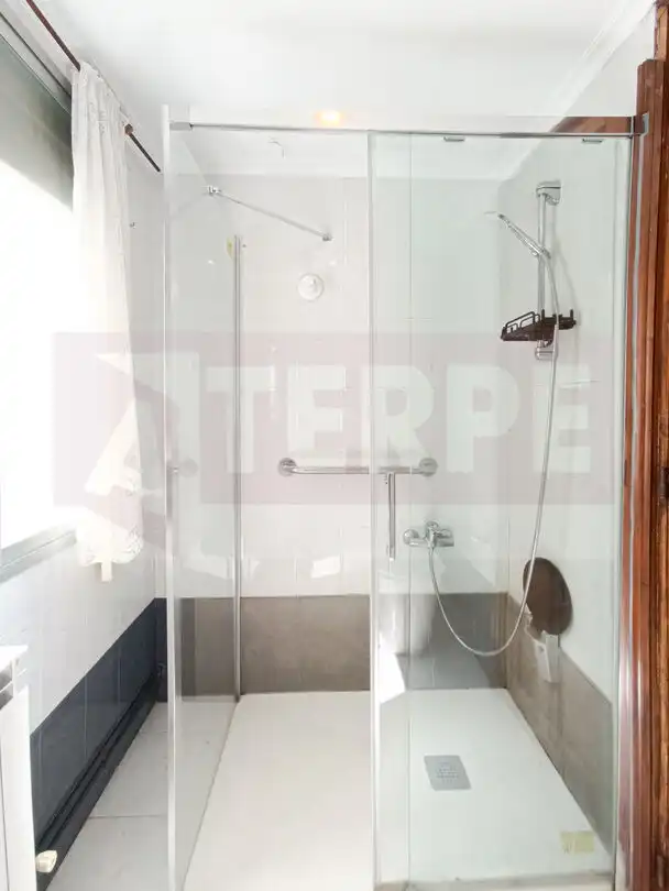 Flat for sale in Zumalakarregi Kalea, Pasaia