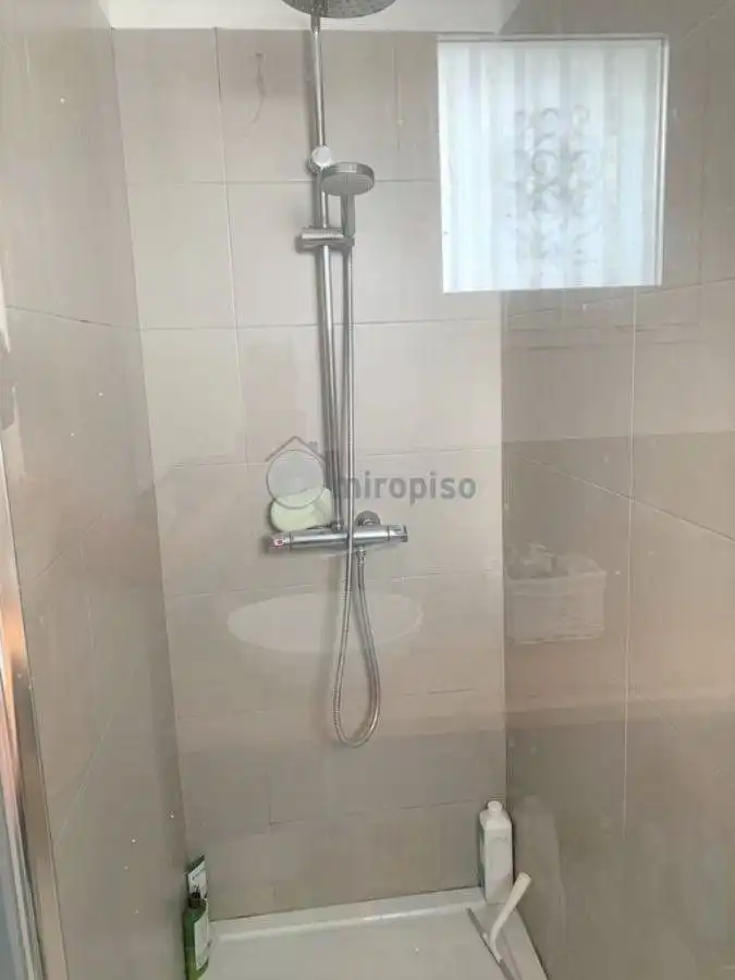 Bany de Pis de lloguer en San Cristóbal de la Laguna amb Parquet