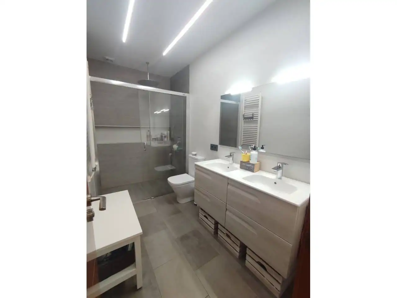 Bathroom of Flat for sale in Torrelavit  with Air Conditioner, Heating and Terrace