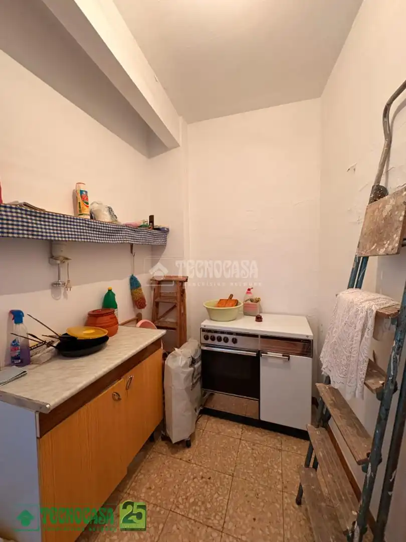 Cocina de Piso en venta en Dosbarrios con Calefacción