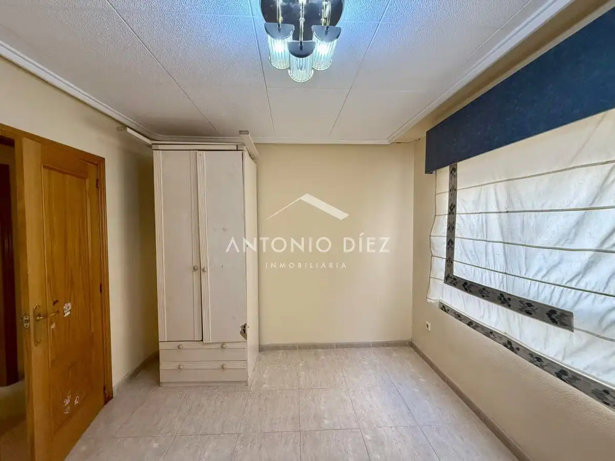 Dormitori de Pis en venda en Aspe amb Aire condicionat i Traster