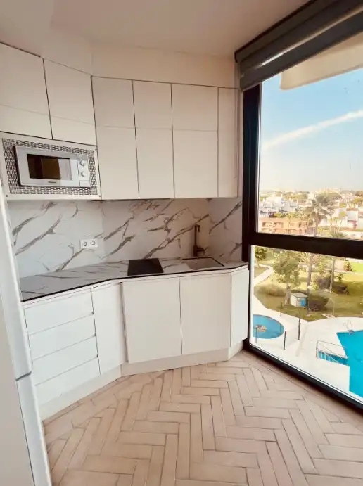Habitatge amb piscina en venda a Calle Alhamar 7, imagen 2