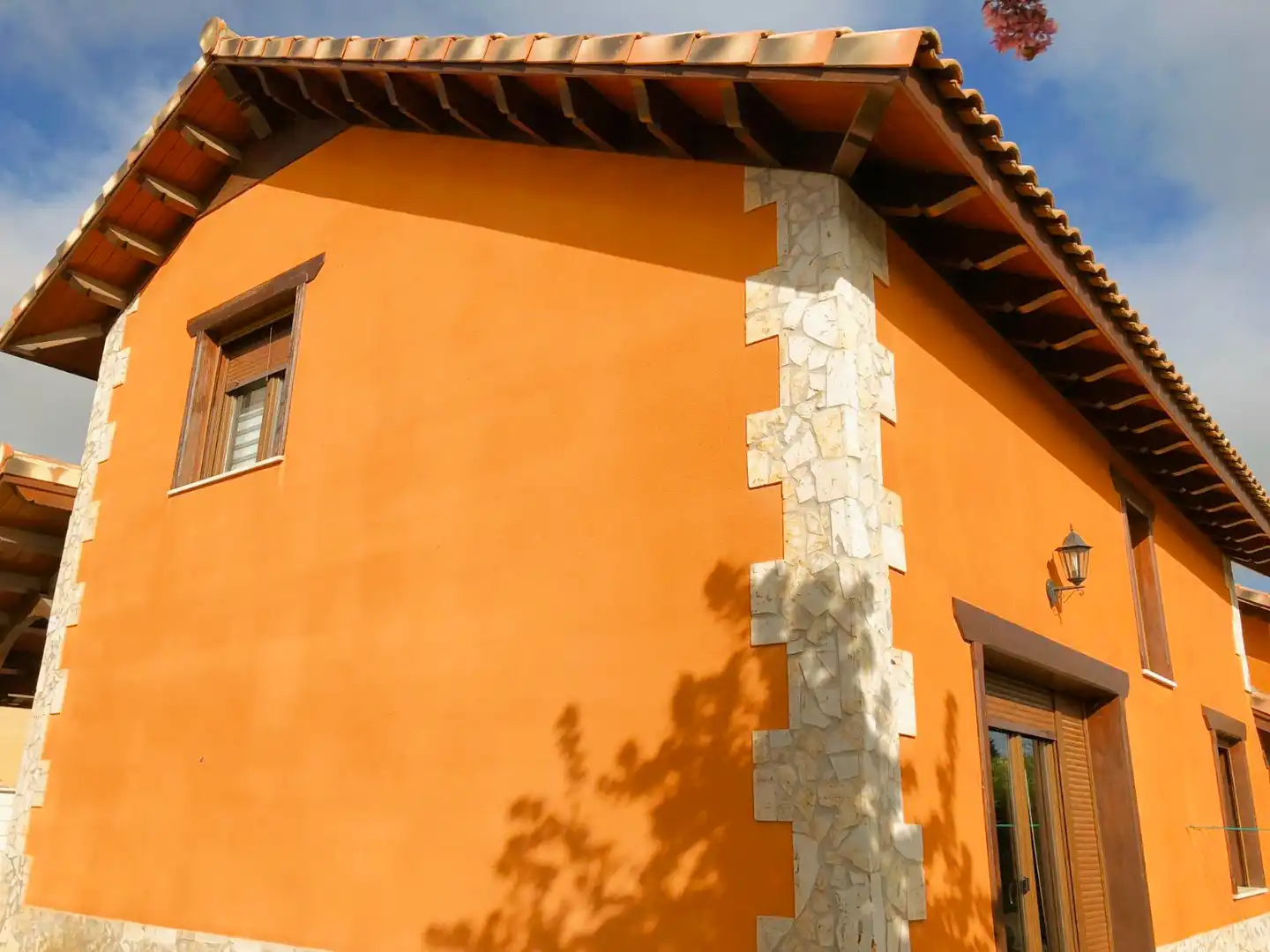 Vista exterior de Casa o xalet en venda en Grijota amb Calefacció, Jardí privat i Traster