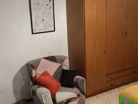 Habitación de Piso en venta en Salvacañete con Trastero, Amueblado y Balcón