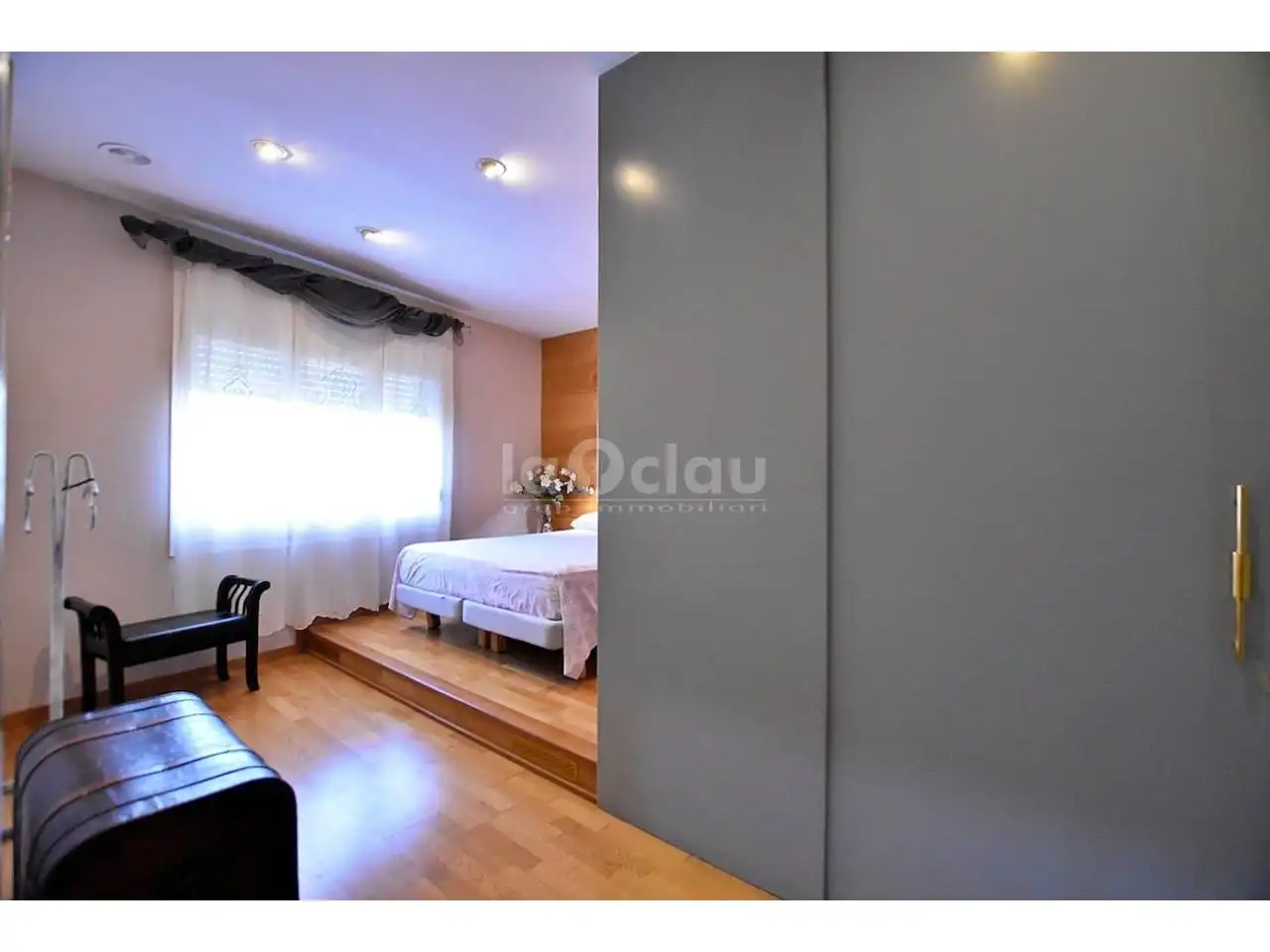 Dormitori de Dúplex en venda en Manlleu amb Calefacció, Parquet i Terrassa