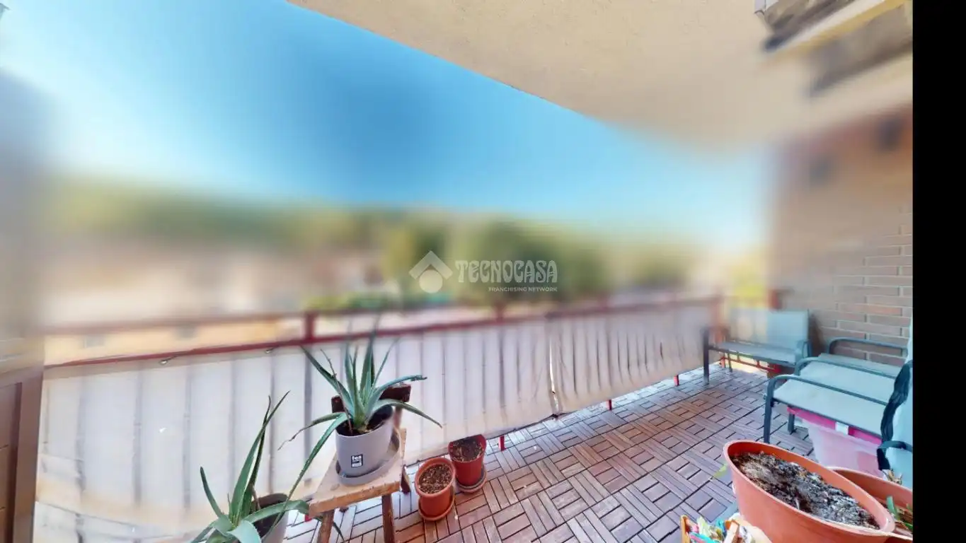 Terraza de Piso en venta en Chiloeches, Guadalajara