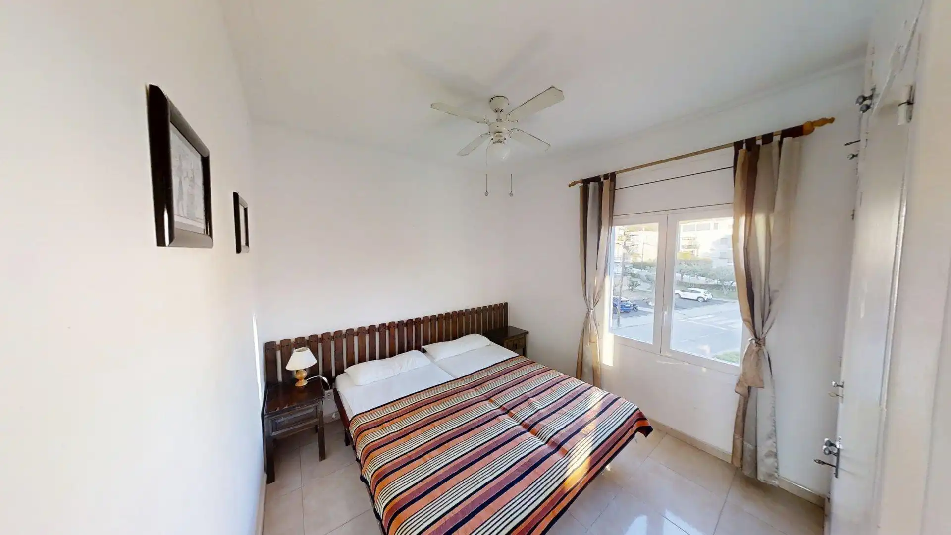 Dormitori de Apartament en venda en Roses amb Terrassa, Balcó i Piscina comunitària