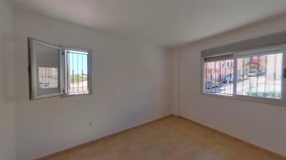 Piso con ascensor en venta en Calle POLO MEDINA 17, imagen 6