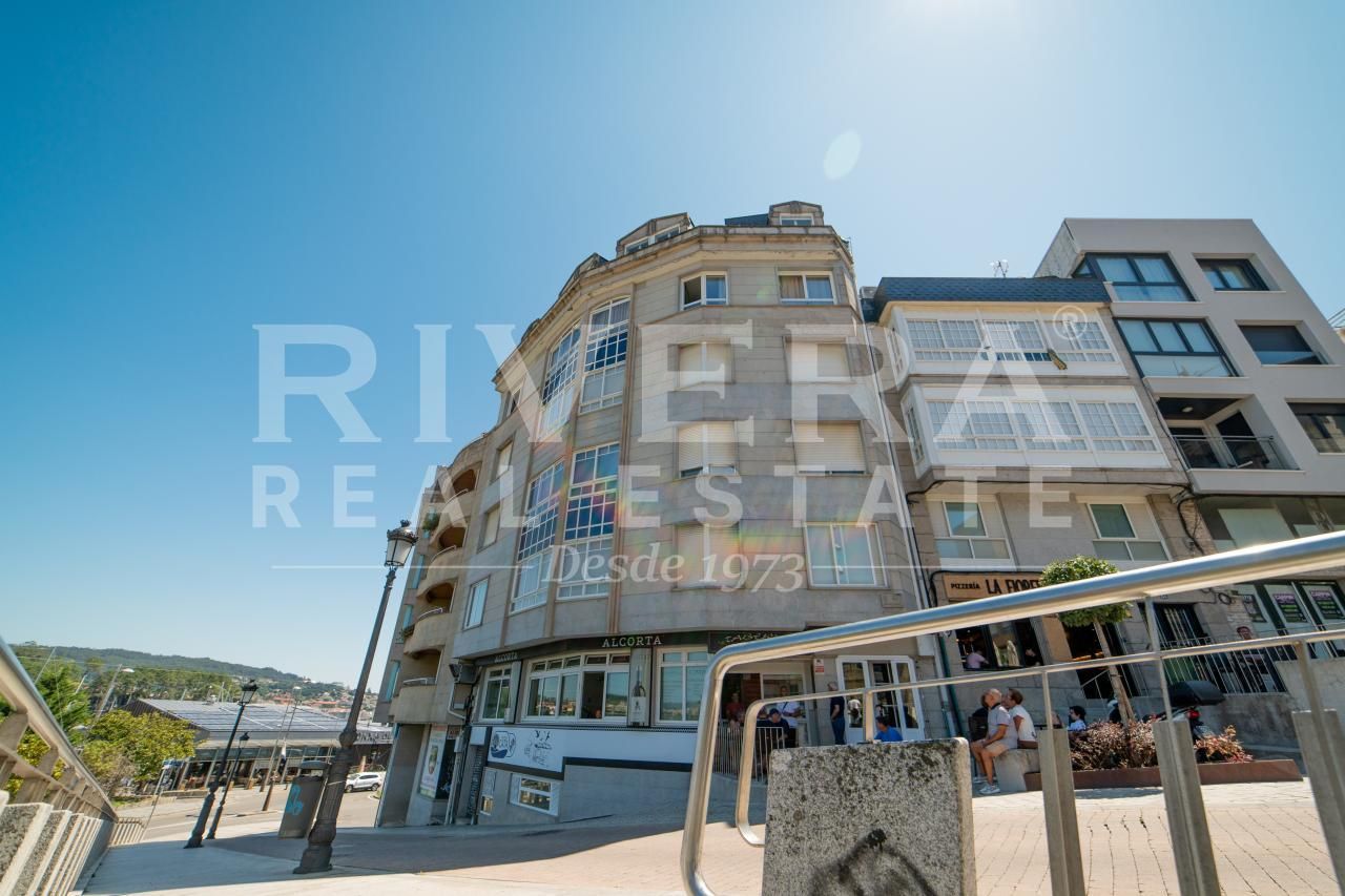 Vista exterior de Ático en venta en Sanxenxo con Calefacción y Trastero