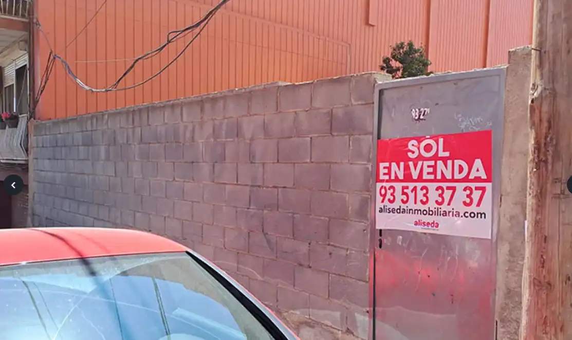 Terreno residencial en venta en Carrer de Florència, imagen 2