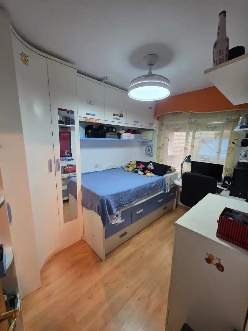 Dormitori de Pis en venda en Móstoles amb Aire condicionat i Calefacció