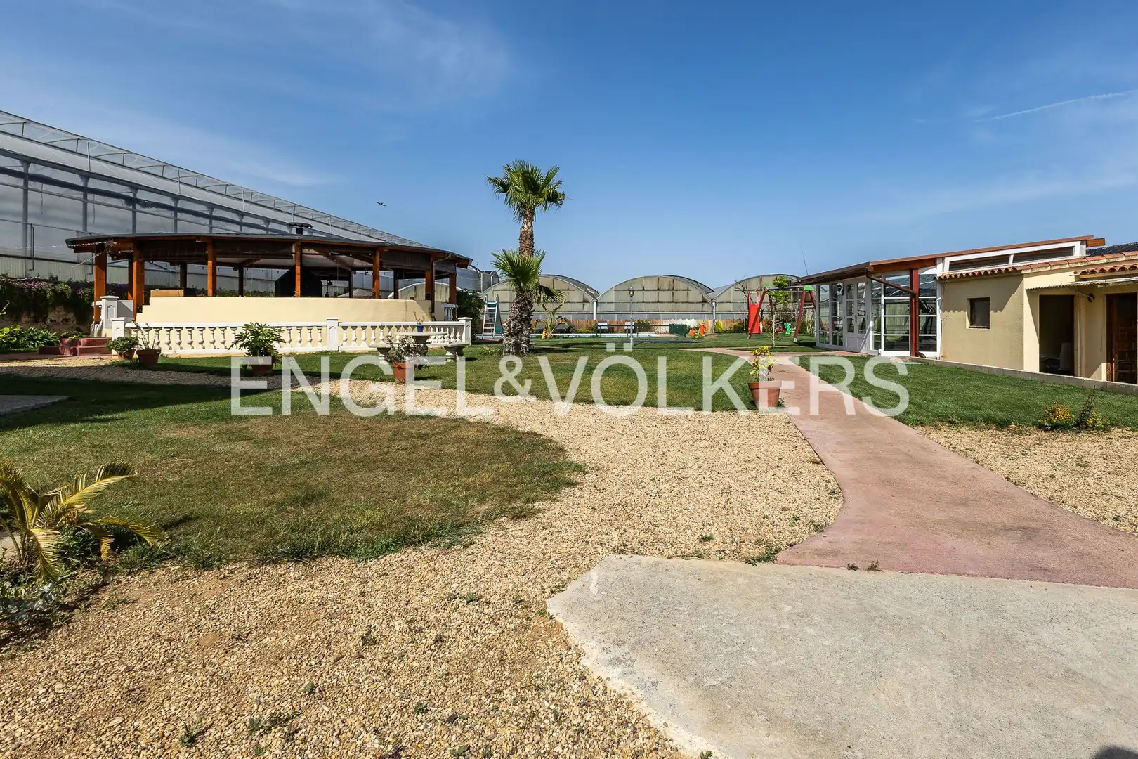 Terrace of Houses for rent in El Masnou  with Air Conditioner, Heating and Furnished